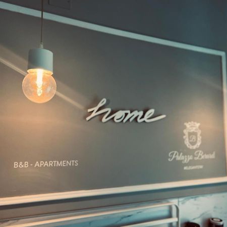 Palazzo Berardi Bed & Breakfast Taranto Exterior foto