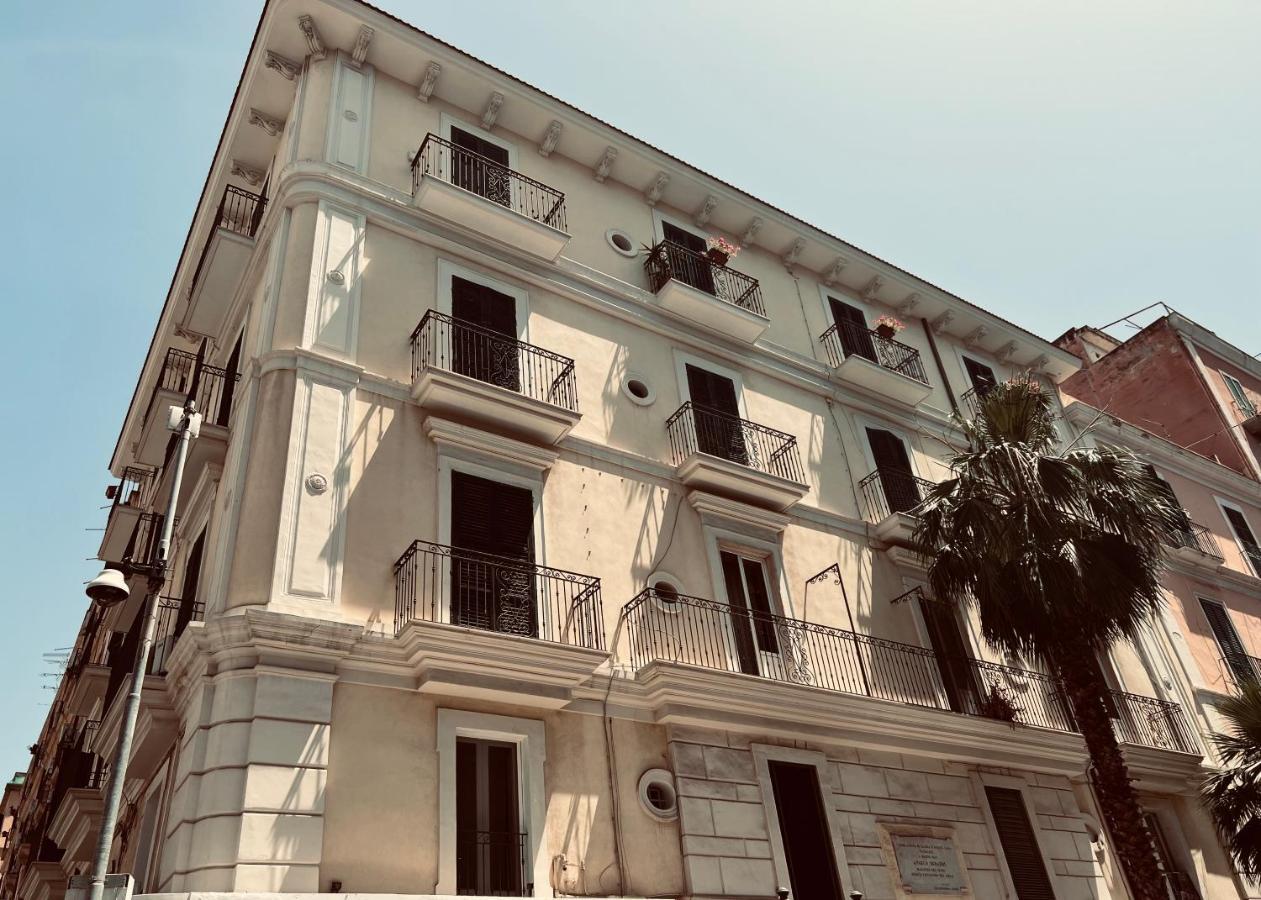 Palazzo Berardi Bed & Breakfast Taranto Exterior foto