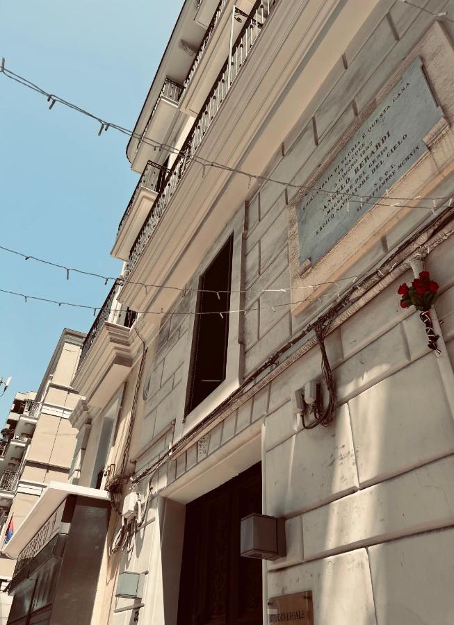 Palazzo Berardi Bed & Breakfast Taranto Exterior foto