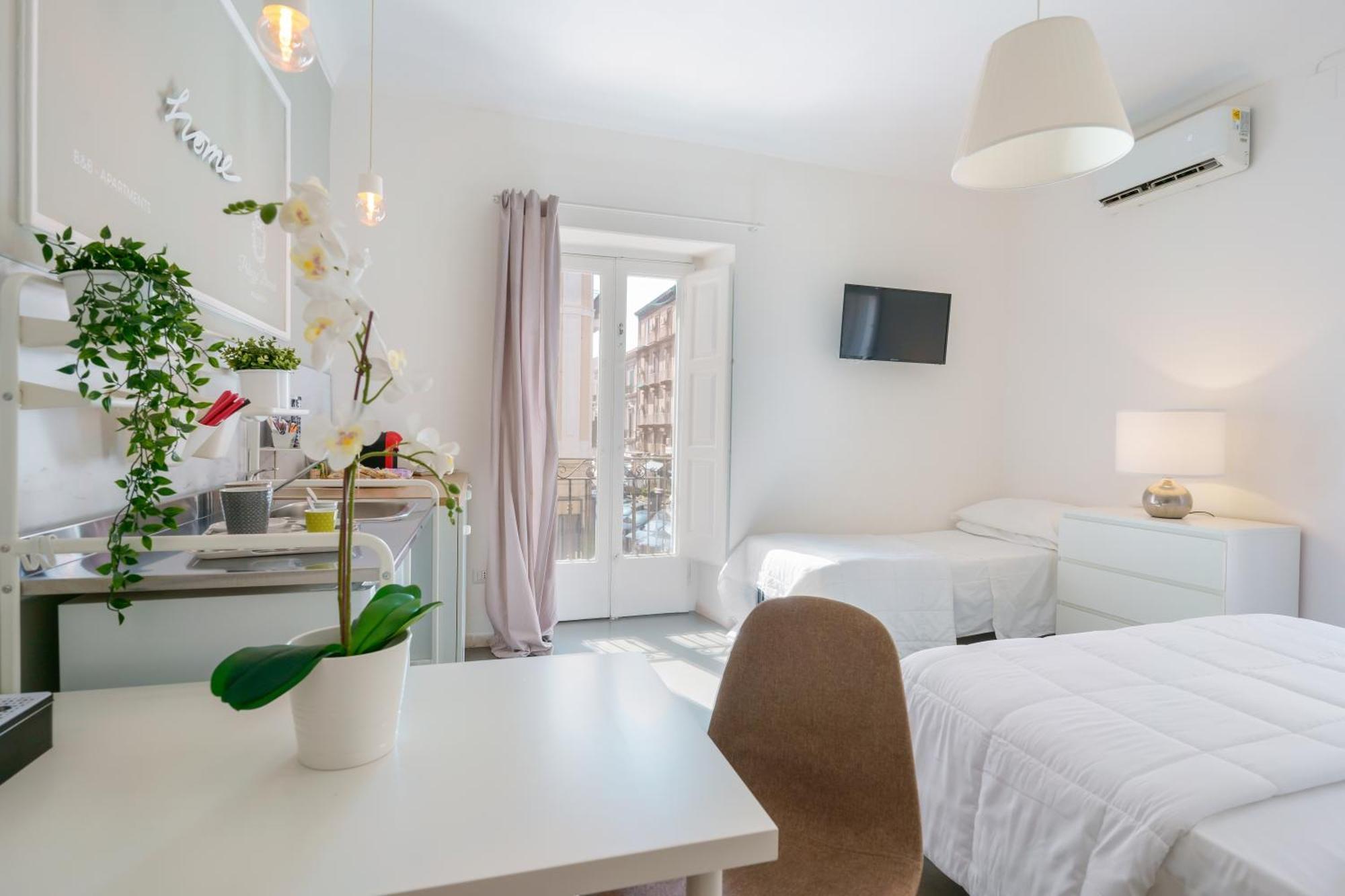 Palazzo Berardi Bed & Breakfast Taranto Exterior foto